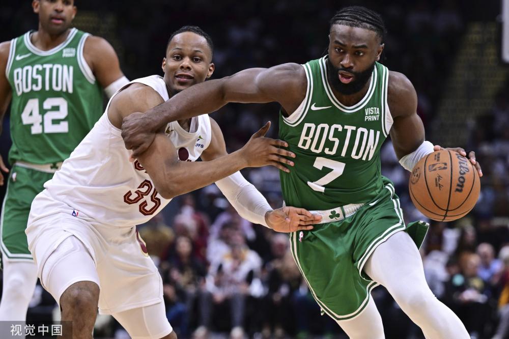 疑是一个巨 疑是一个巨